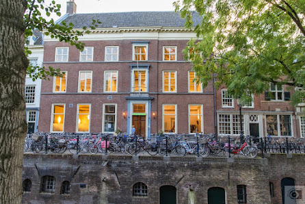 Volksuniversiteit Utrecht, Dutch language school in Utrecht
